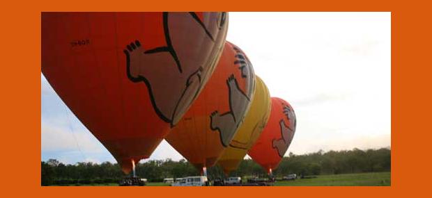 Multiple-Hot-Air-Balloons-Launching-Cairns-Port-Douglas-Australia