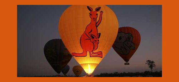 Ballooning-with-Hot-Air-Cairns-&-Port-Douglas-Sunrise-Inflation